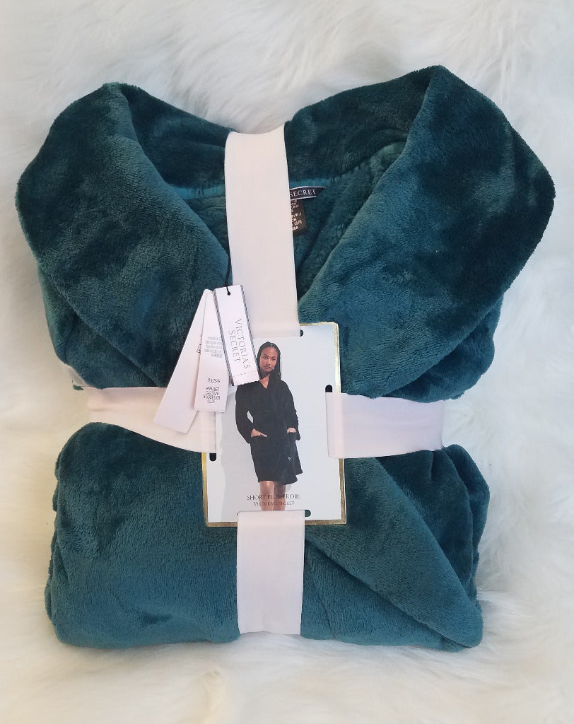 Short Cozy Robe