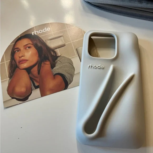 Rhode lip Case