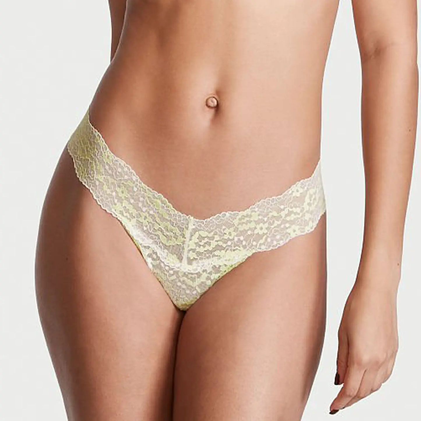 Low Rise Floral Lace Thong Panty