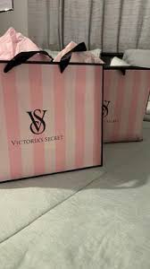 VS Paper Gift Bag new