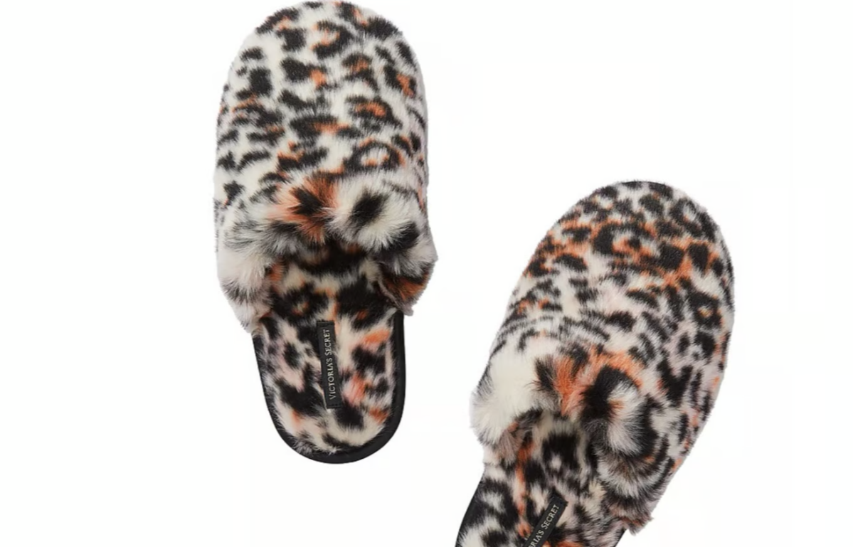 Closed Toe Faux Fur Slipper