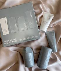 Mini Kit Glazed Skincare Essentials
