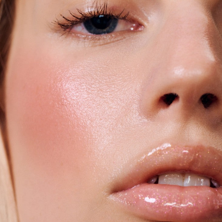Pocket Blush Tan line